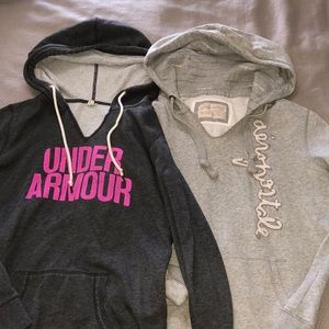 bundle of 2 hoodies